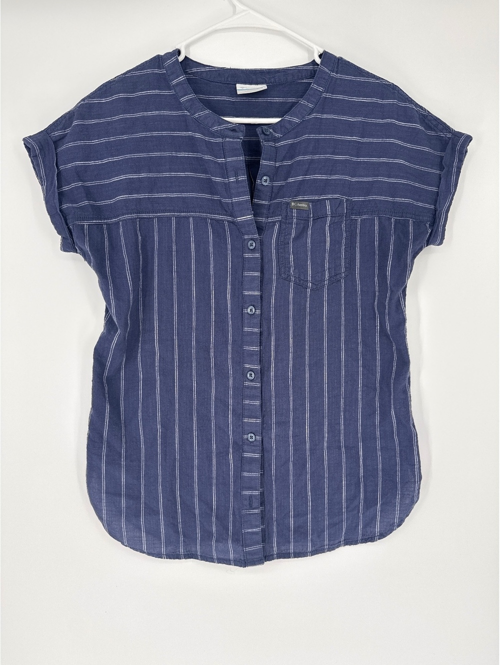 Columbia Blue Striped Button-Up Shirt Size Small